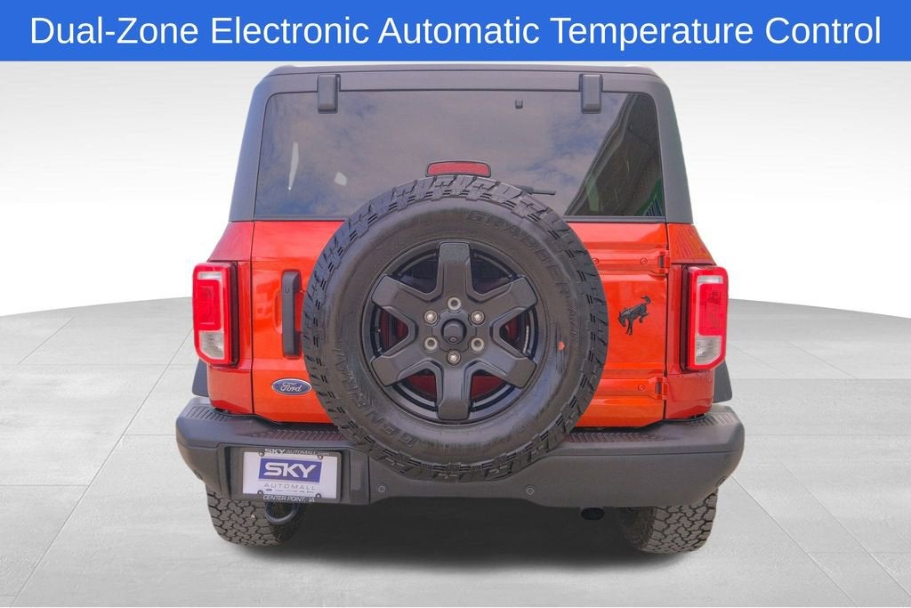 2023 Ford Bronco Base