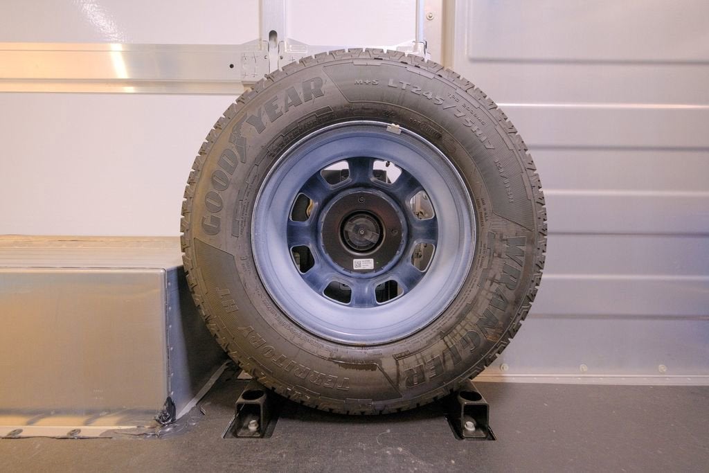 2025 Chevrolet BrightDrop 400 AWD 400