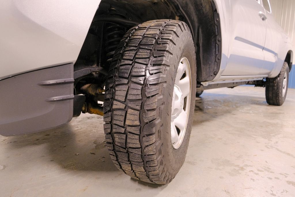 2022 Toyota Tacoma 2WD SR