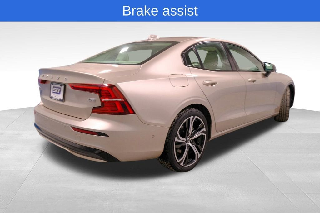 2024 Volvo S60 Plus Dark Theme