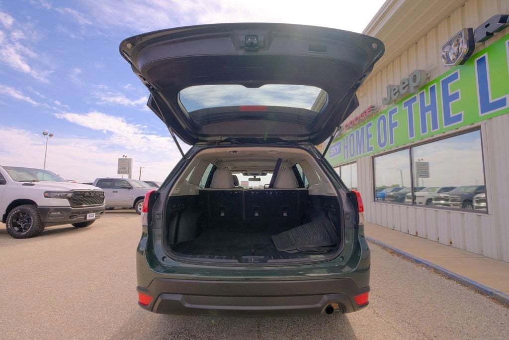 2024 Subaru Forester Premium