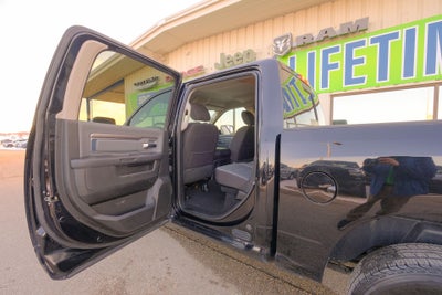 2023 RAM 1500 Classic SLT Crew Cab 4x4 5'7' Box