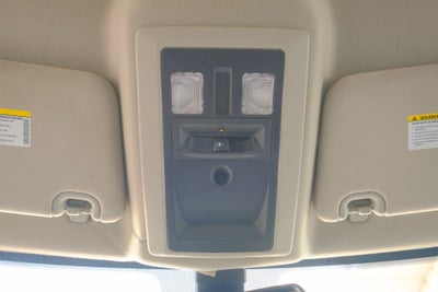 2023 RAM 1500 Classic SLT Crew Cab 4x4 5'7' Box