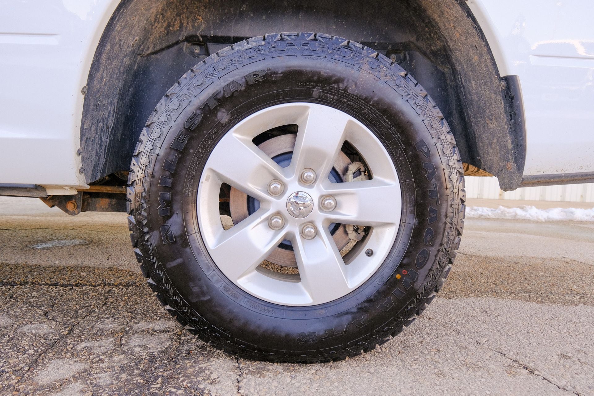 2023 RAM 1500 Classic SLT Crew Cab 4x4 5'7' Box