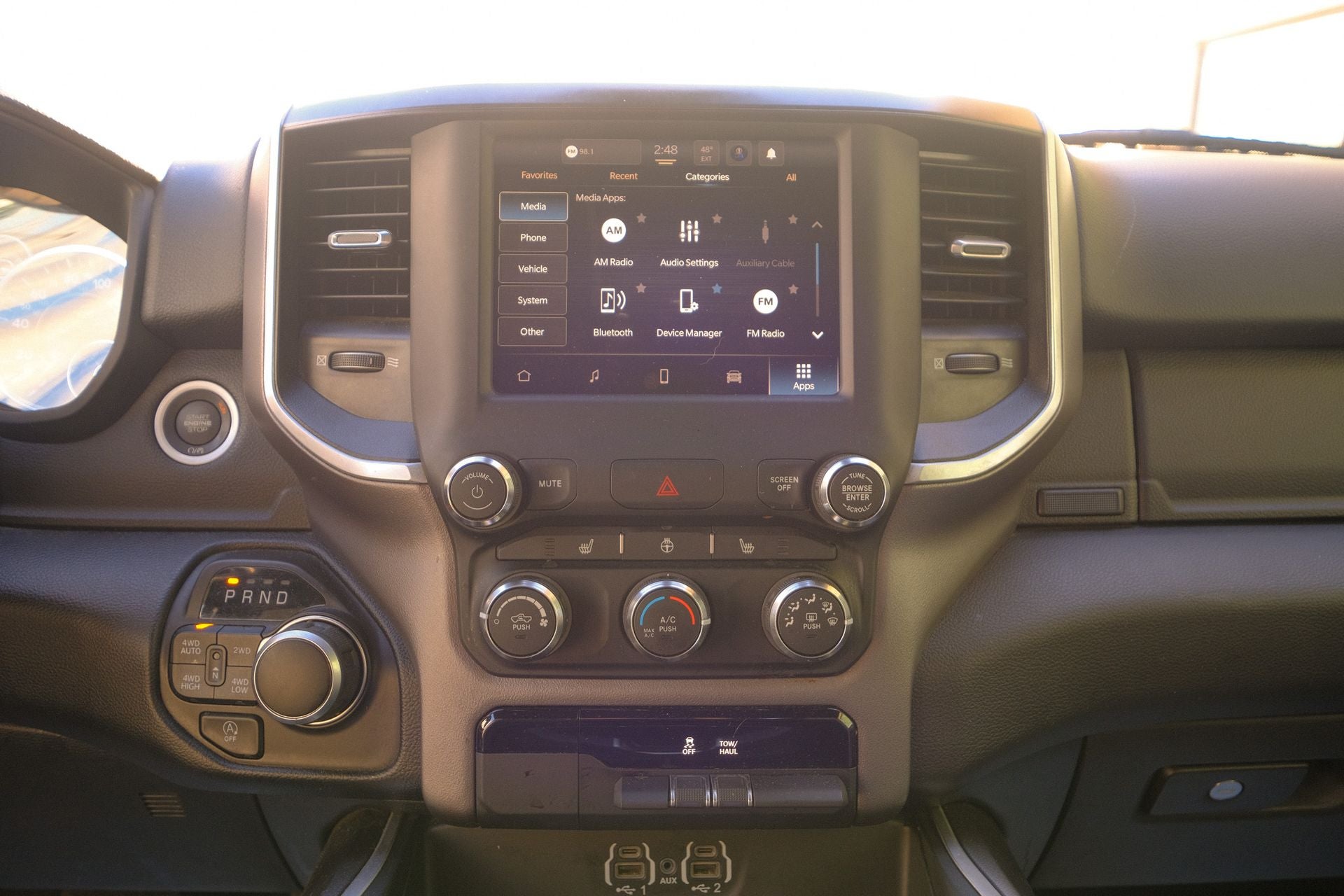 2023 RAM 1500 Big Horn Crew Cab 4x4 5'7' Box