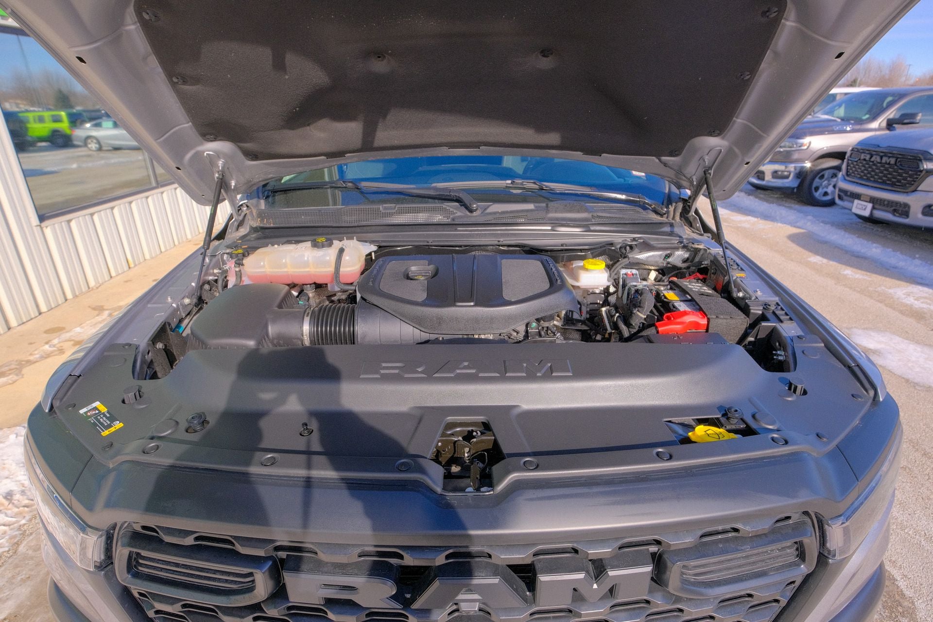 2025 RAM 1500 Warlock Crew Cab 4x4 5'7' Box