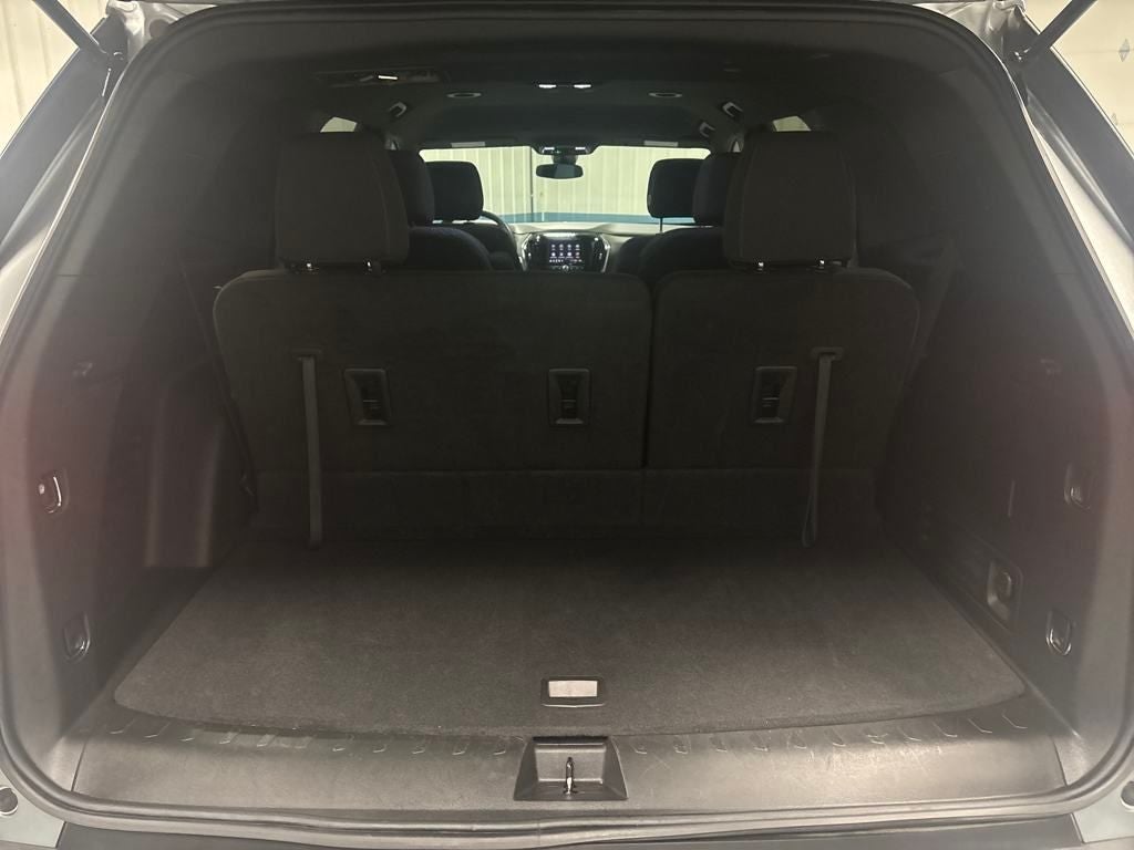 2023 Chevrolet Traverse FWD LT Cloth