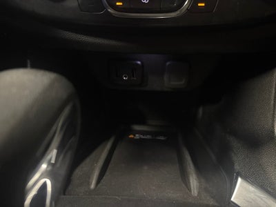 2023 Chevrolet Traverse FWD LT Cloth