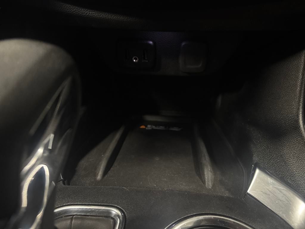 2023 Chevrolet Traverse FWD LT Cloth