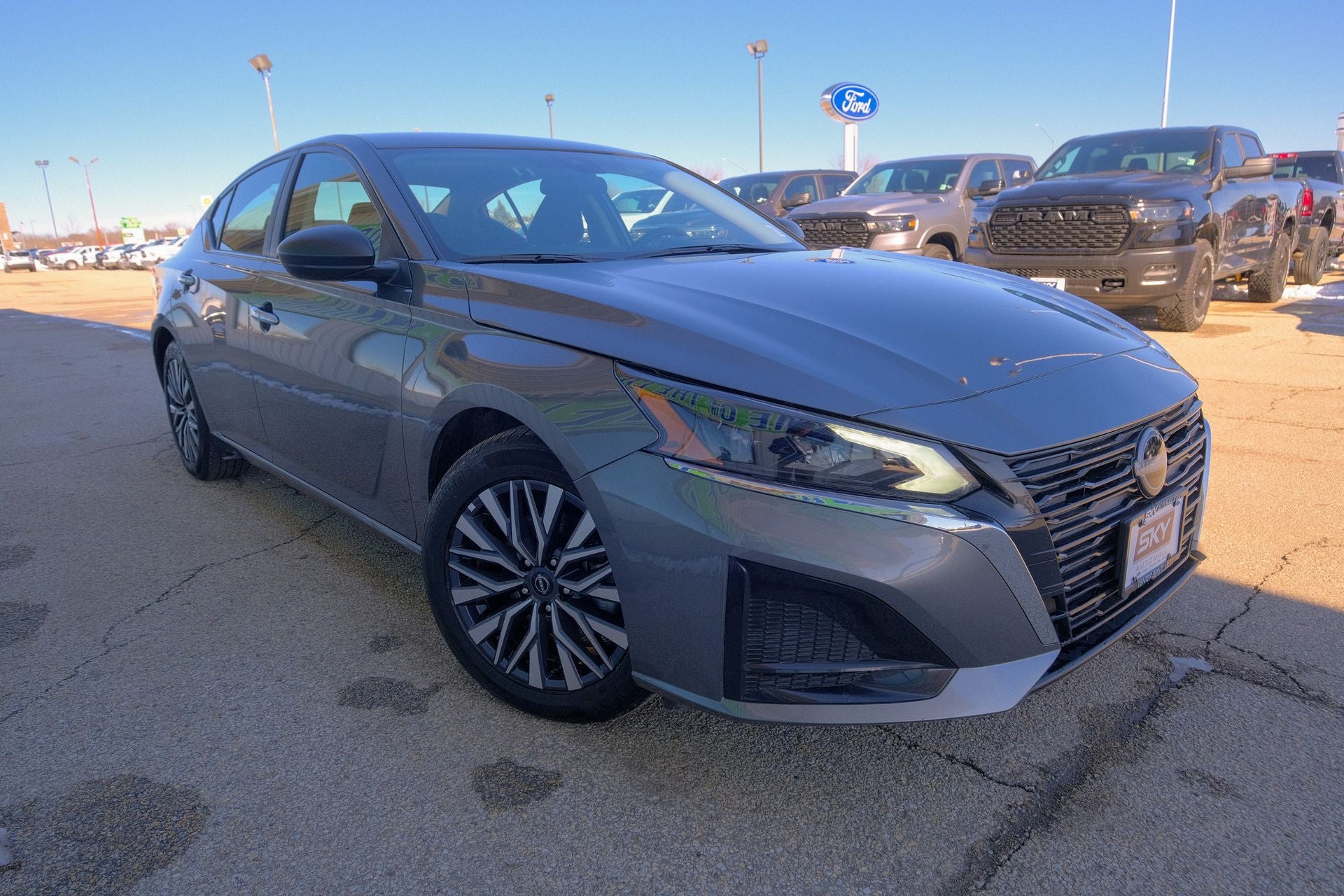 2025 Nissan Altima SV FWD