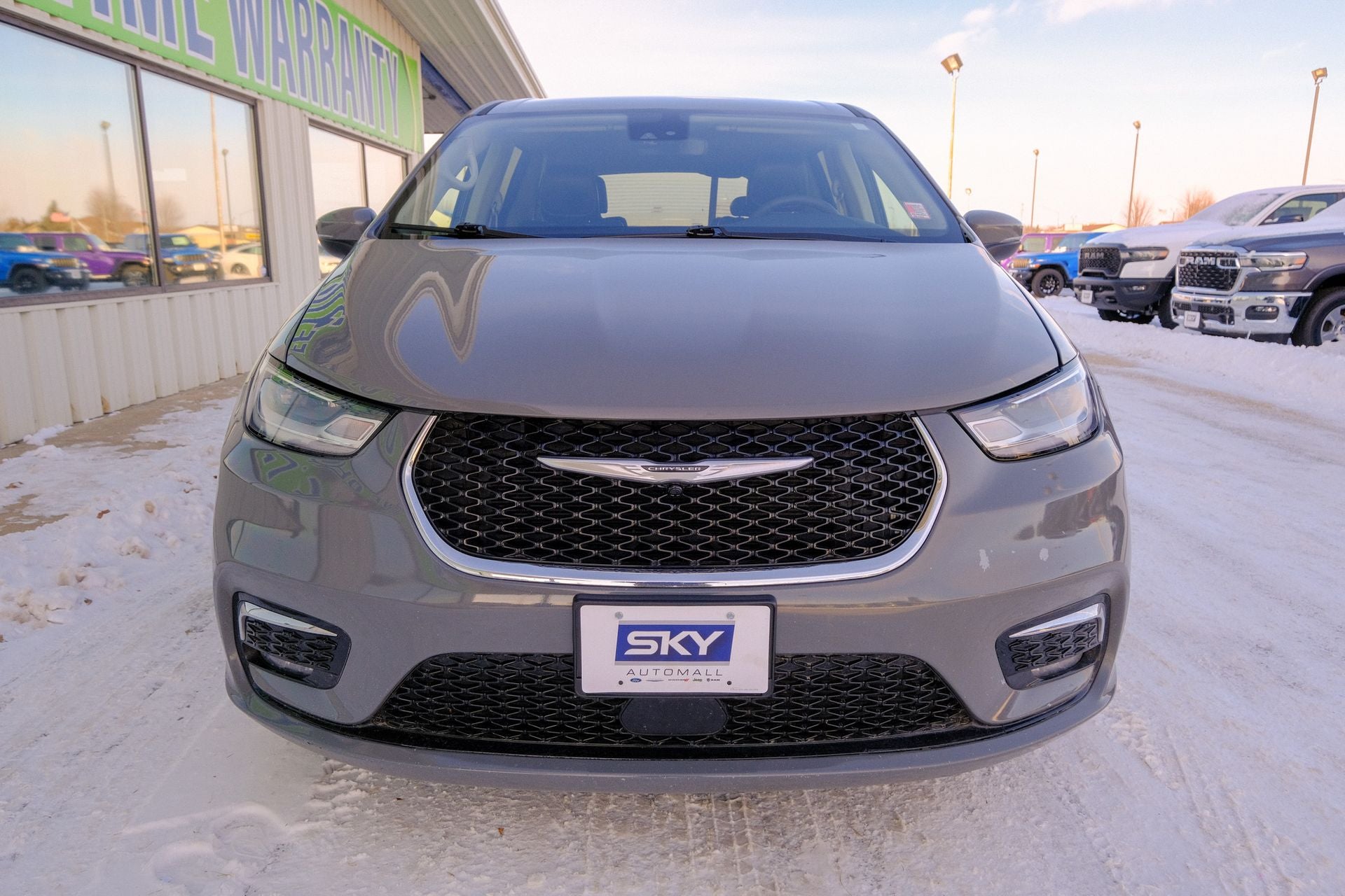 2023 Chrysler Pacifica Touring L