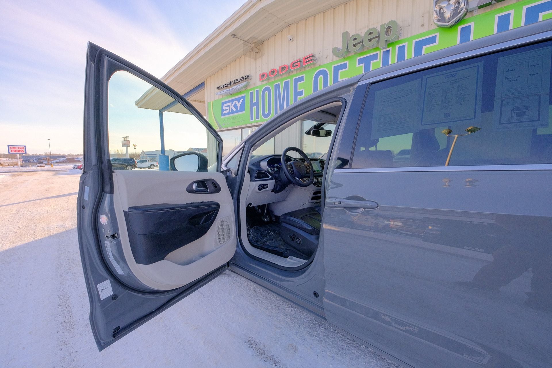 2023 Chrysler Pacifica Touring L