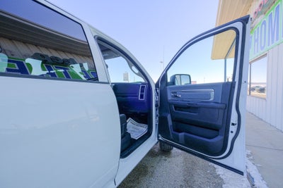 2023 RAM 1500 Classic SLT Crew Cab 4x4 5'7' Box