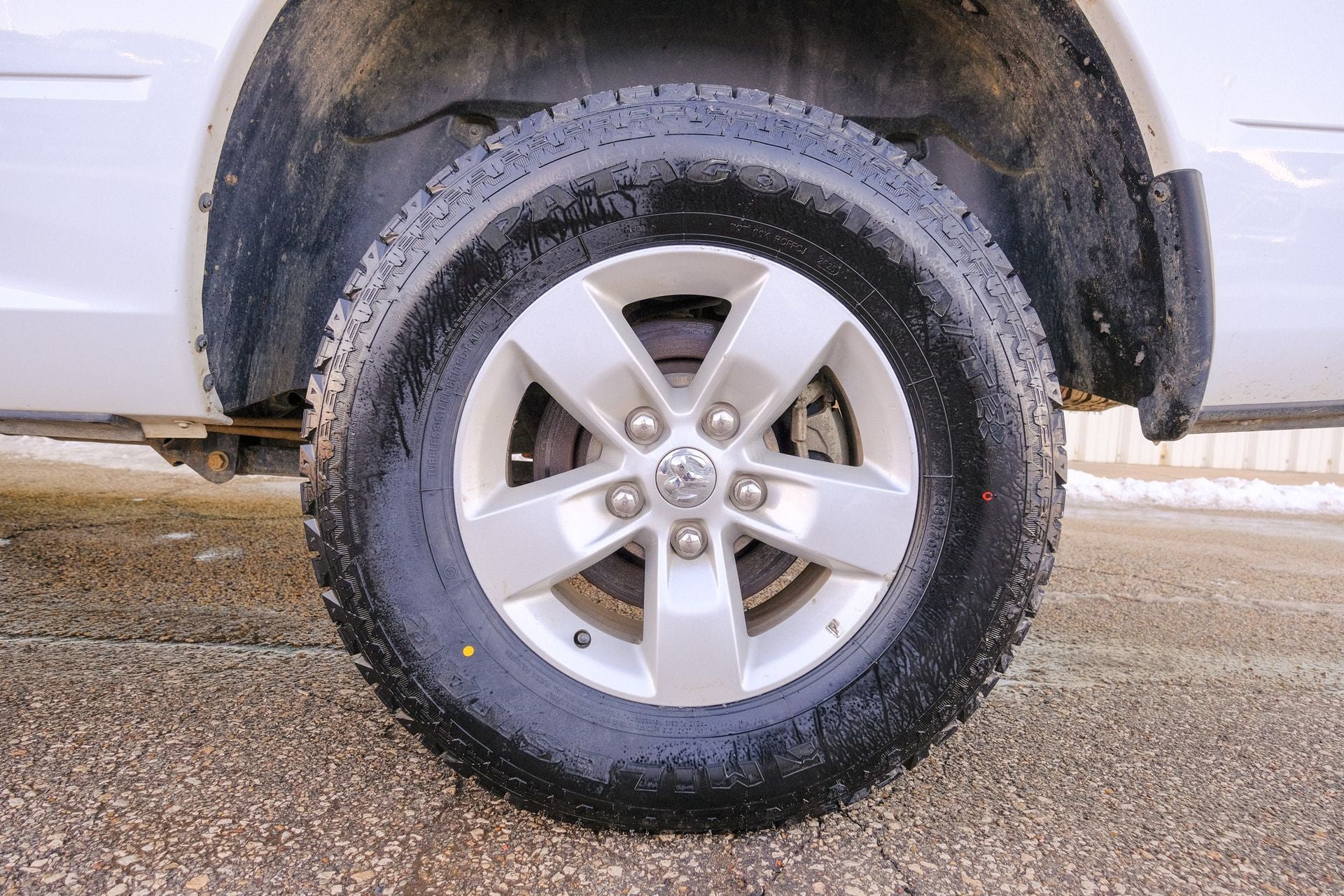 2023 RAM 1500 Classic SLT Crew Cab 4x4 5'7' Box