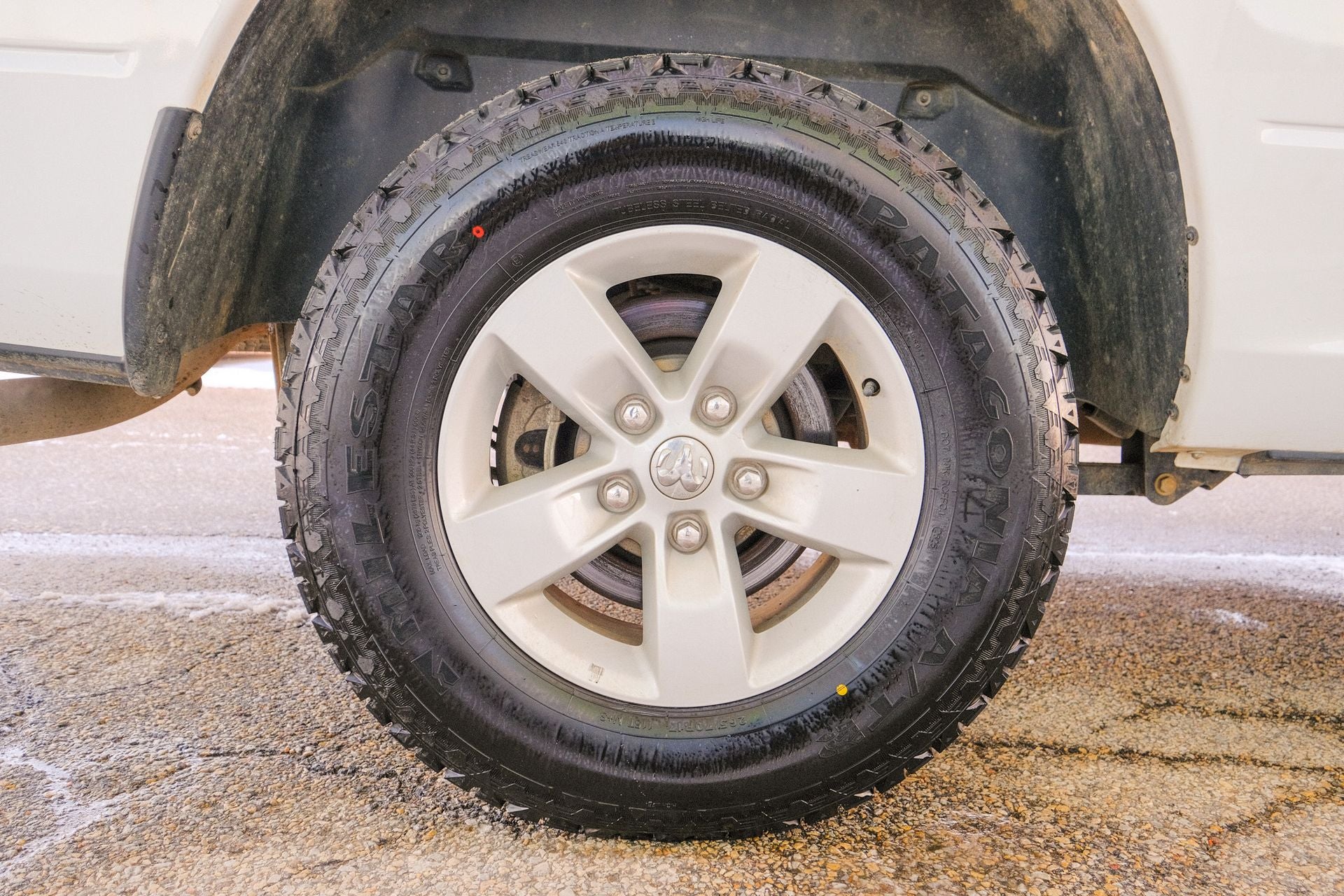 2023 RAM 1500 Classic SLT Crew Cab 4x4 5'7' Box