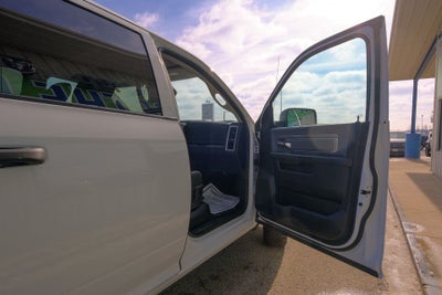 2023 RAM 1500 Classic SLT Crew Cab 4x4 5'7' Box