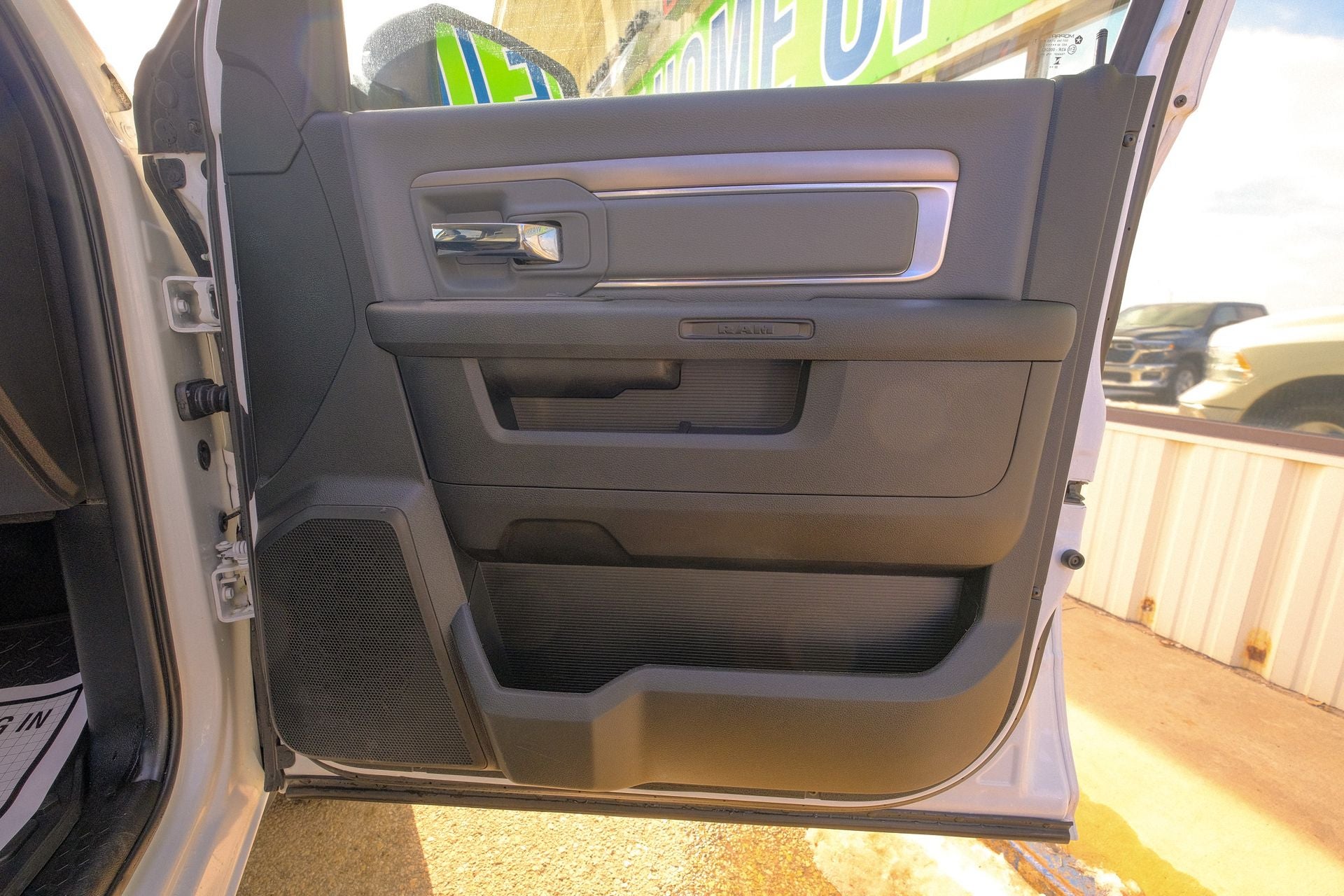 2023 RAM 1500 Classic SLT Crew Cab 4x4 5'7' Box