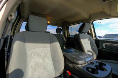 2023 RAM 1500 Classic SLT Crew Cab 4x4 5'7' Box