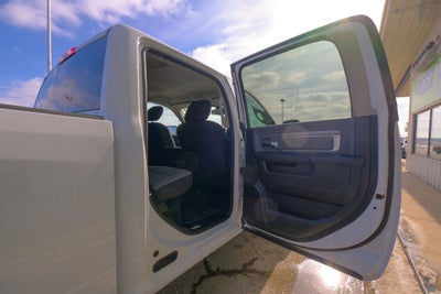 2023 RAM 1500 Classic SLT Crew Cab 4x4 5'7' Box