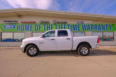 2023 RAM 1500 Classic SLT Crew Cab 4x4 5'7' Box