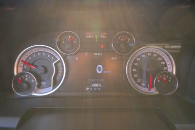 2023 RAM 1500 Classic SLT Crew Cab 4x4 5'7' Box