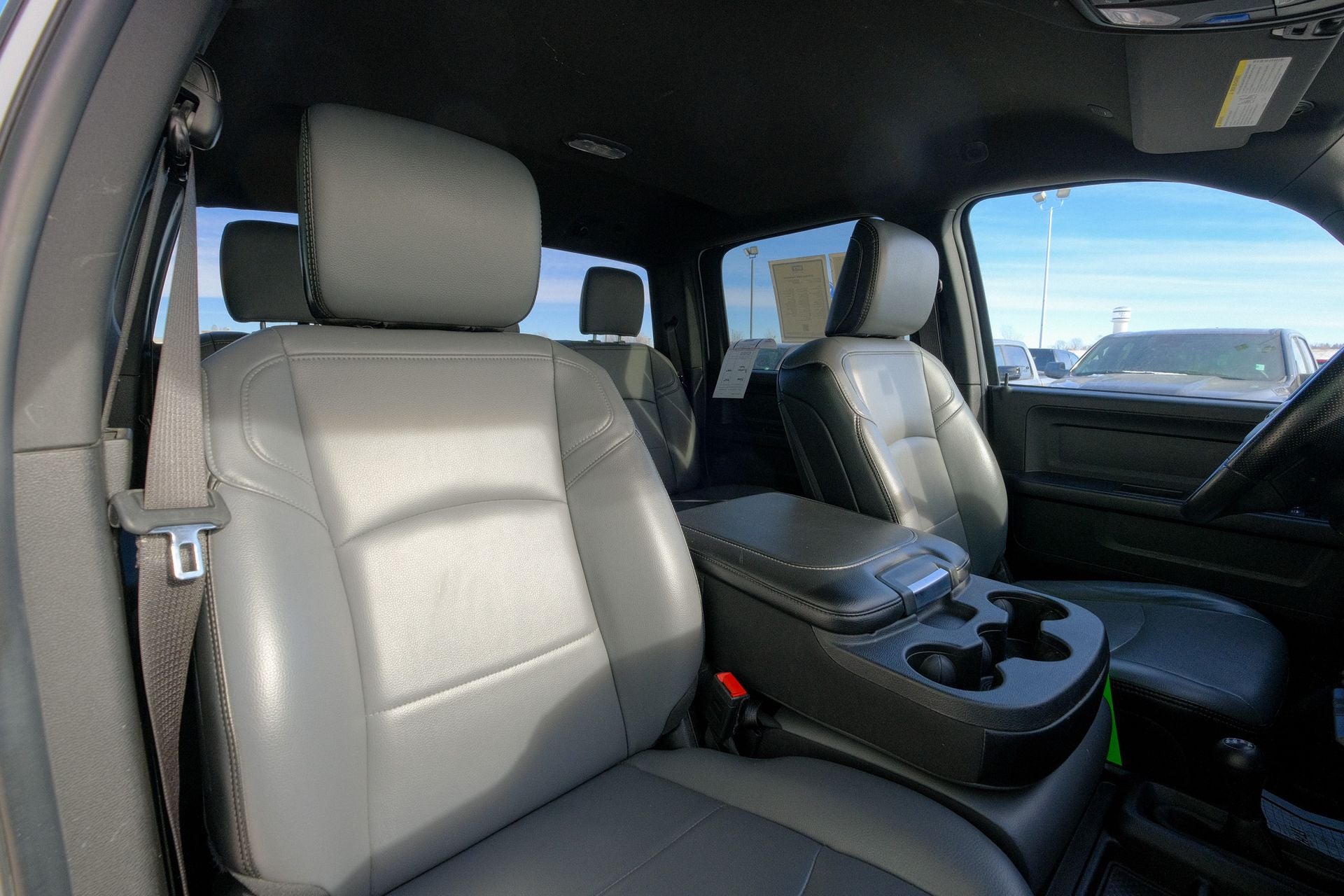 2024 RAM 2500 Tradesman Crew Cab 4x4 8' Box