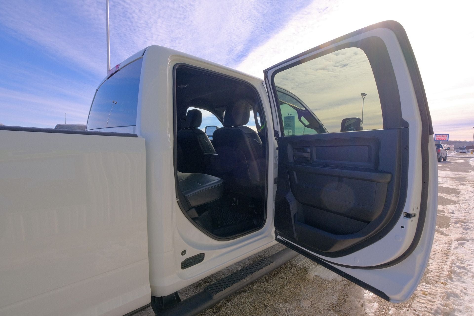 2024 RAM 2500 Tradesman Crew Cab 4x4 8' Box