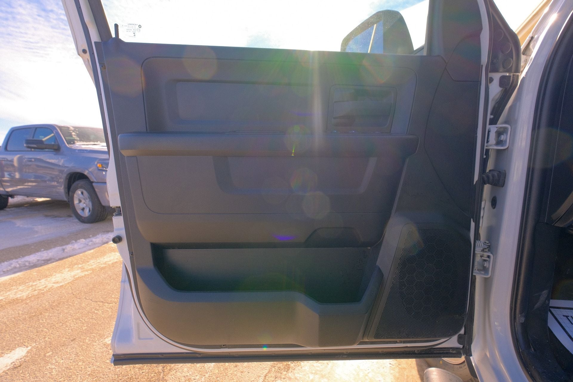 2024 RAM 2500 Tradesman Crew Cab 4x4 8' Box