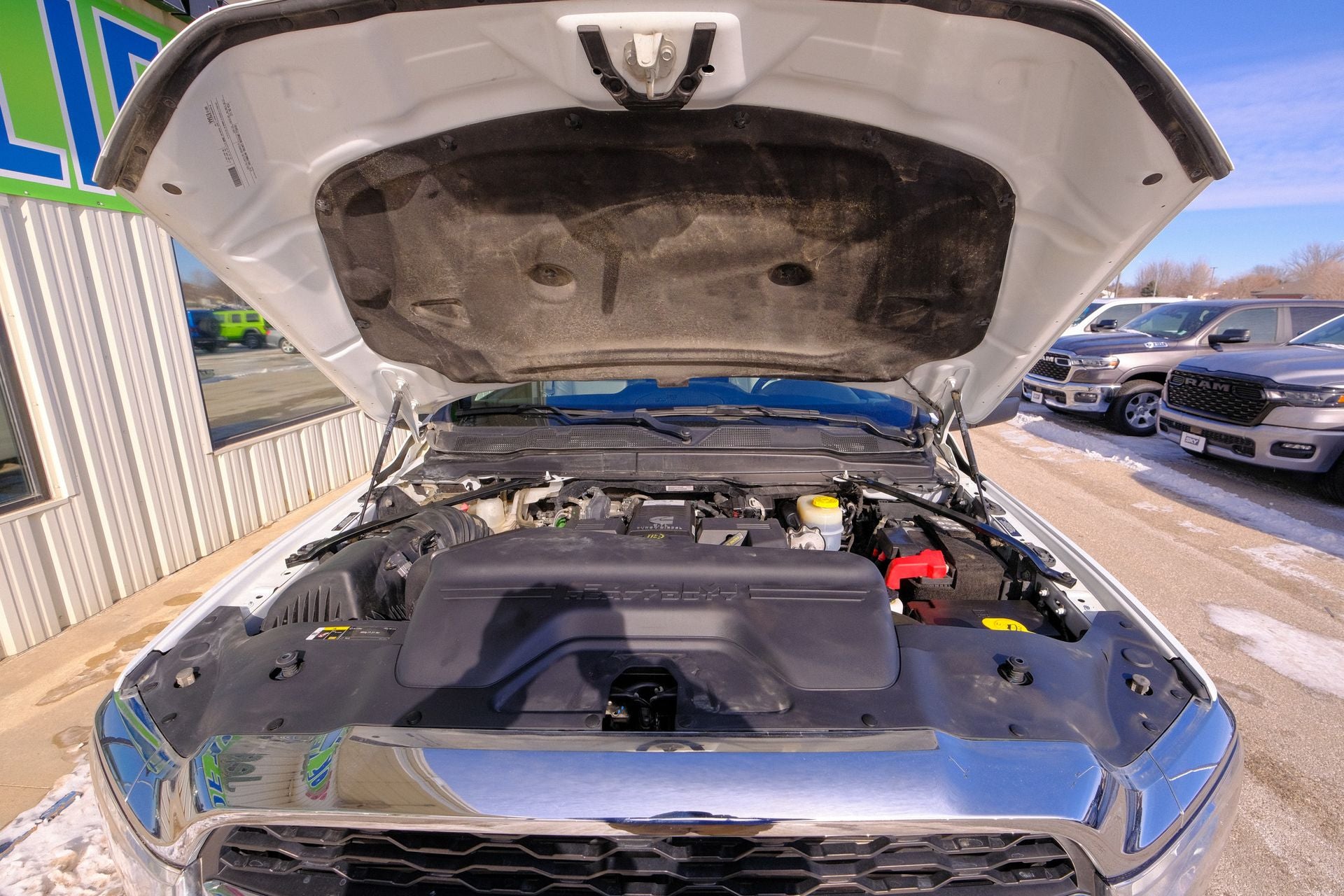 2024 RAM 2500 Tradesman Crew Cab 4x4 8' Box