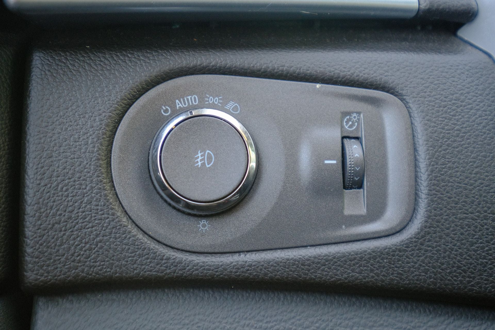 2012 Cadillac SRX Performance Collection