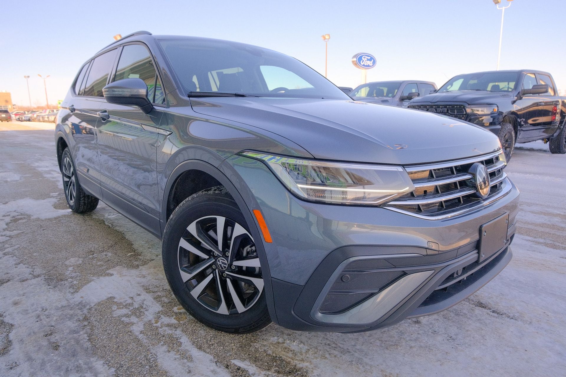 2024 Volkswagen Tiguan 2.0T S