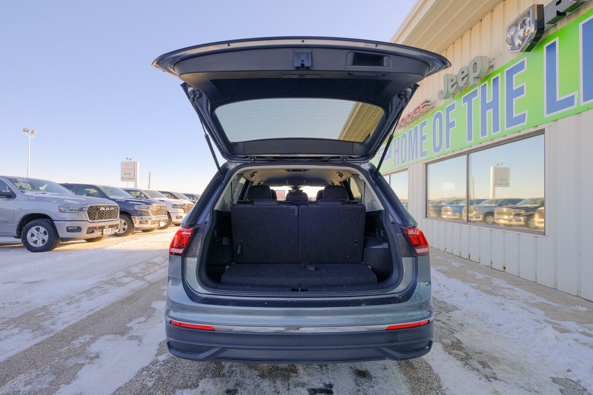 2024 Volkswagen Tiguan 2.0T S