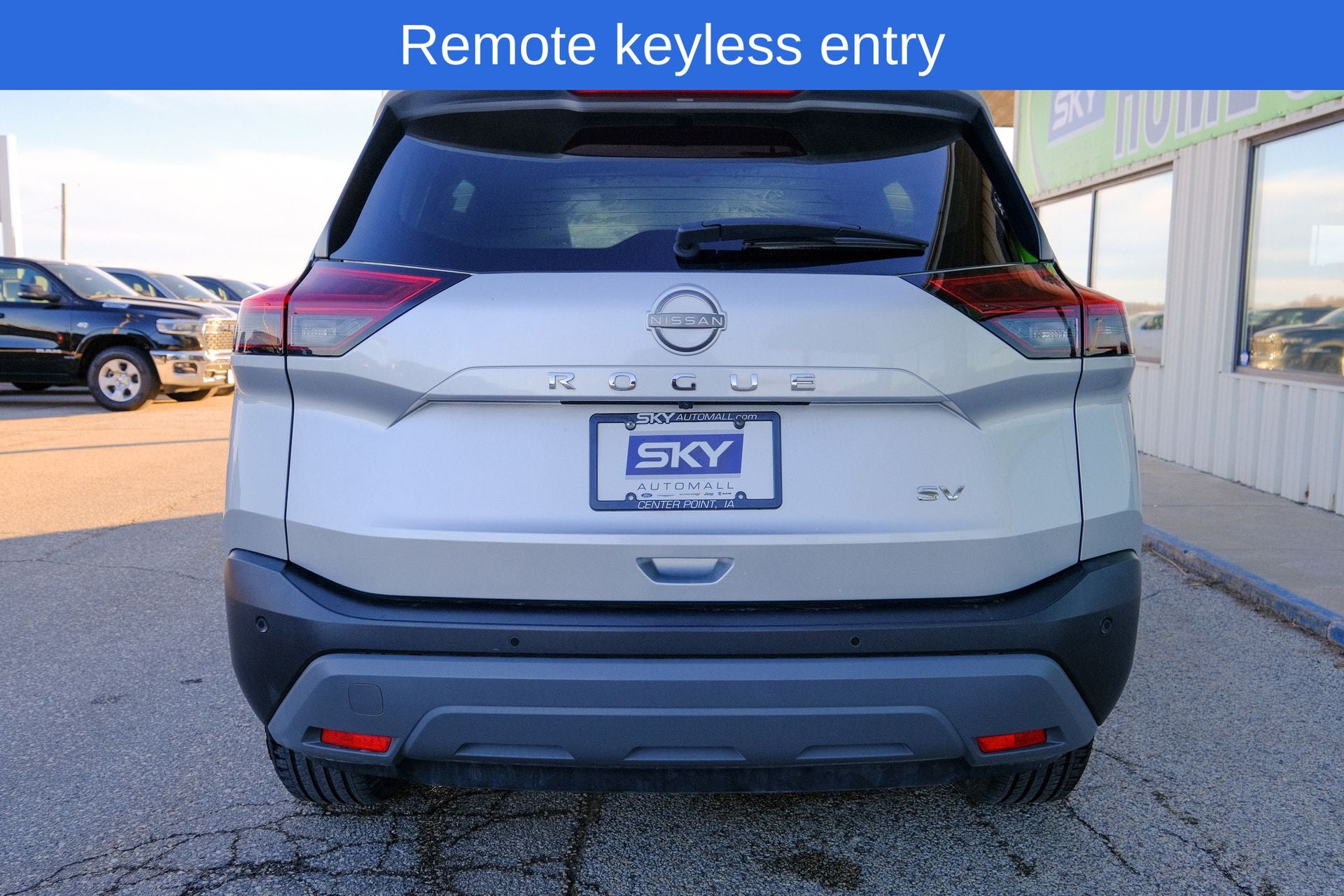 2023 Nissan Rogue SV FWD