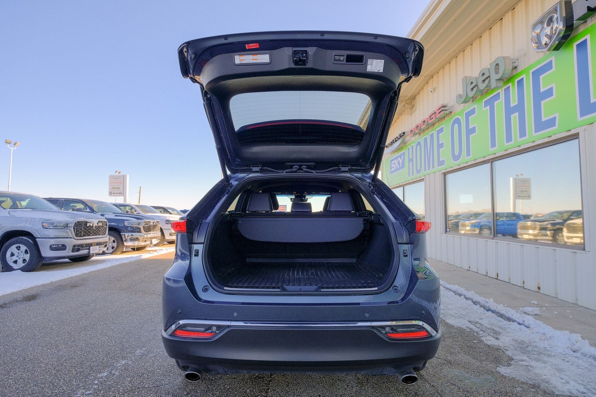 2023 Toyota Venza XLE