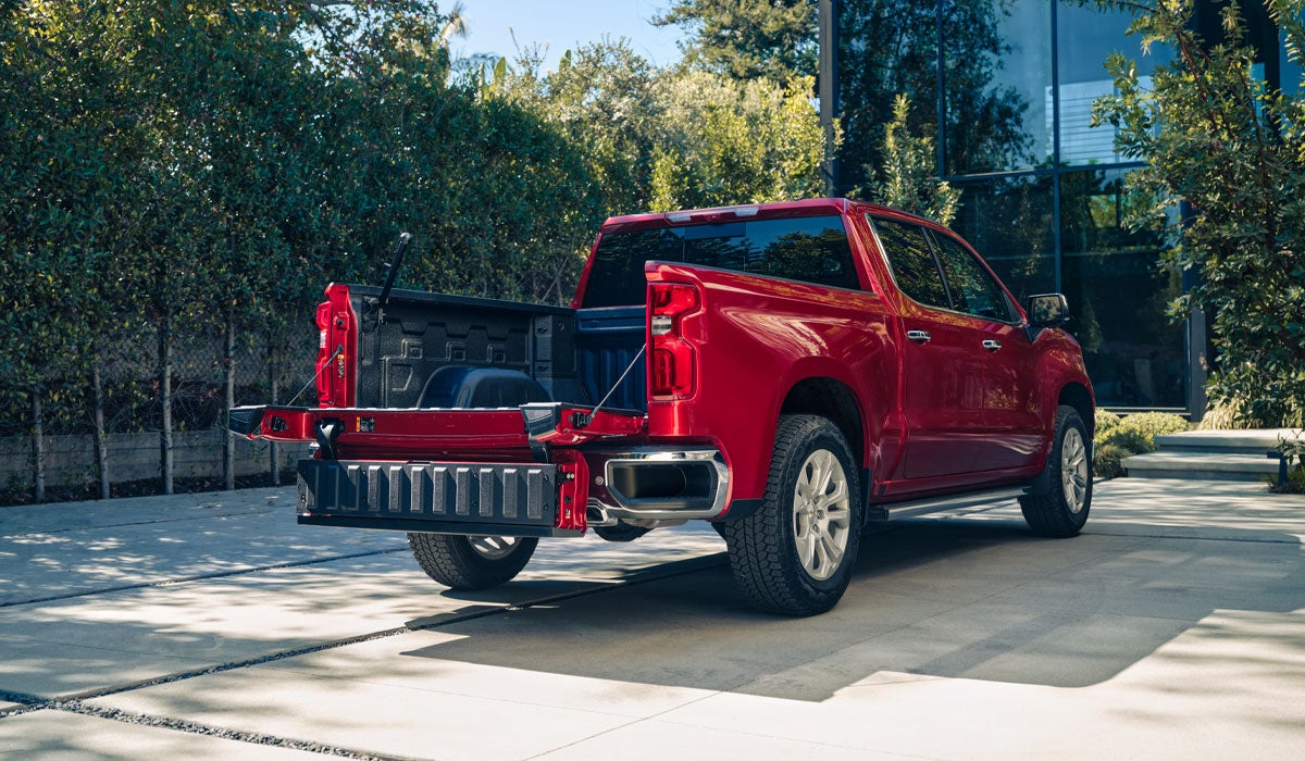Sky Chevrolet Newhall in NEWHALL IA